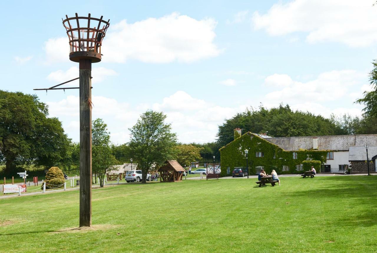 Raleghs Cross Inn Clatworthy Δωμάτιο φωτογραφία